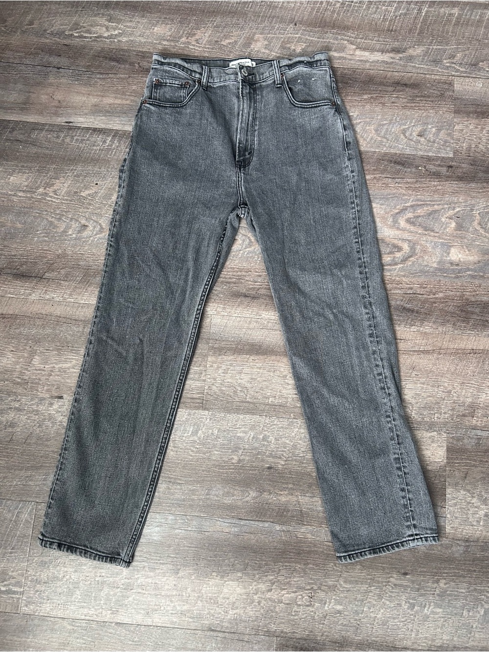 Abercrombie The Ankle Straight Ultra High Rise Jeans Size 30 Gray